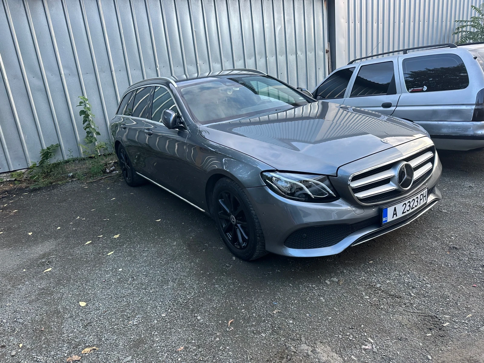 Mercedes-Benz E 220 9G AMG - изображение 3