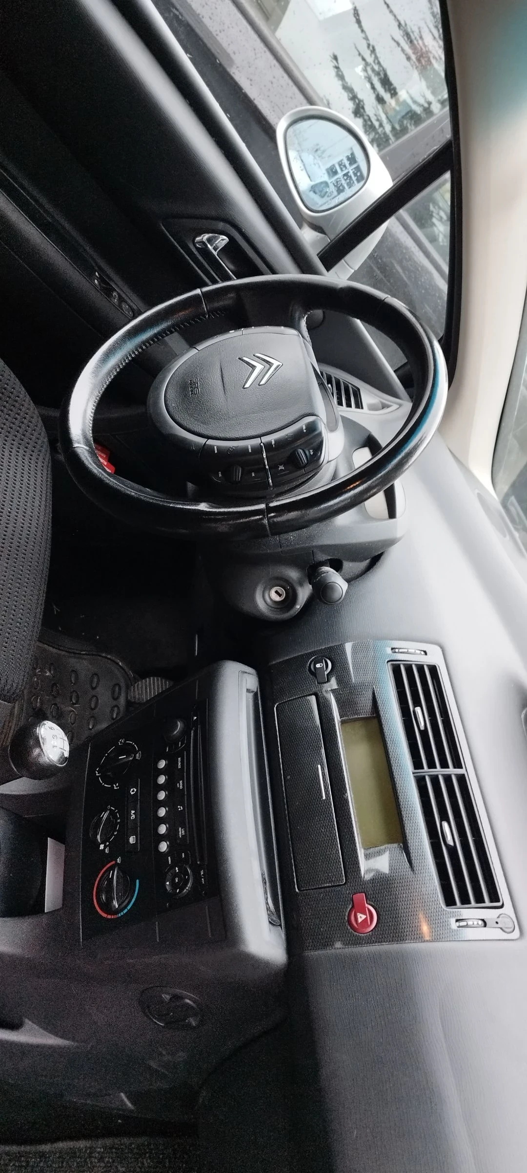 Citroen C4 1.6i - изображение 6