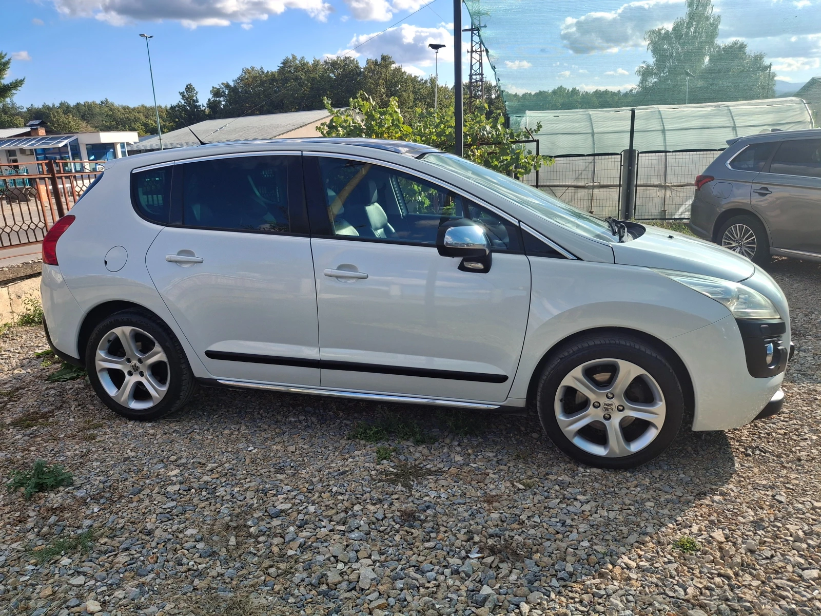 Peugeot 3008 2.0 HDI - изображение 4