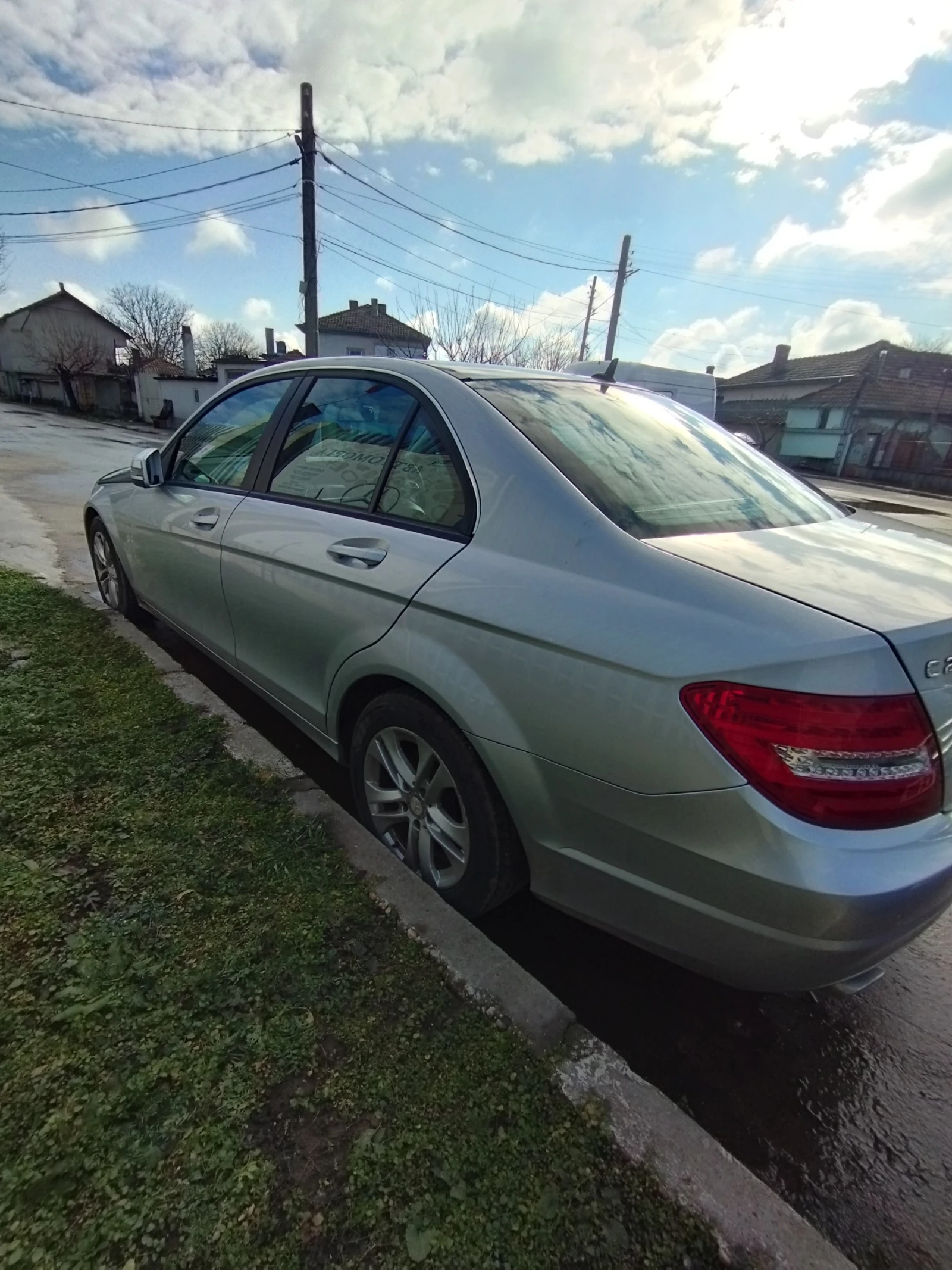 Mercedes-Benz B 220 W 204 220CDI - изображение 4