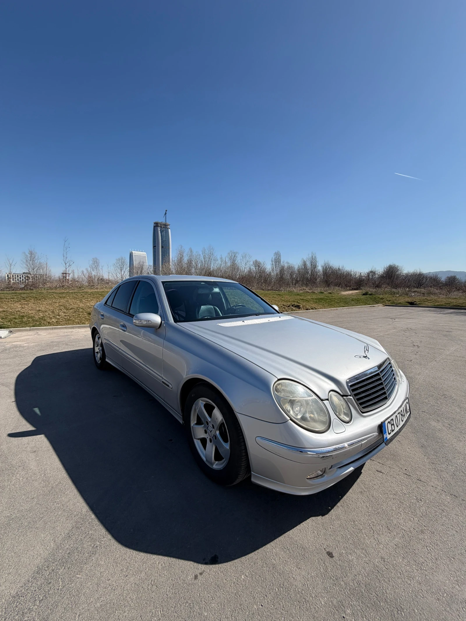 Mercedes-Benz E 320 W211