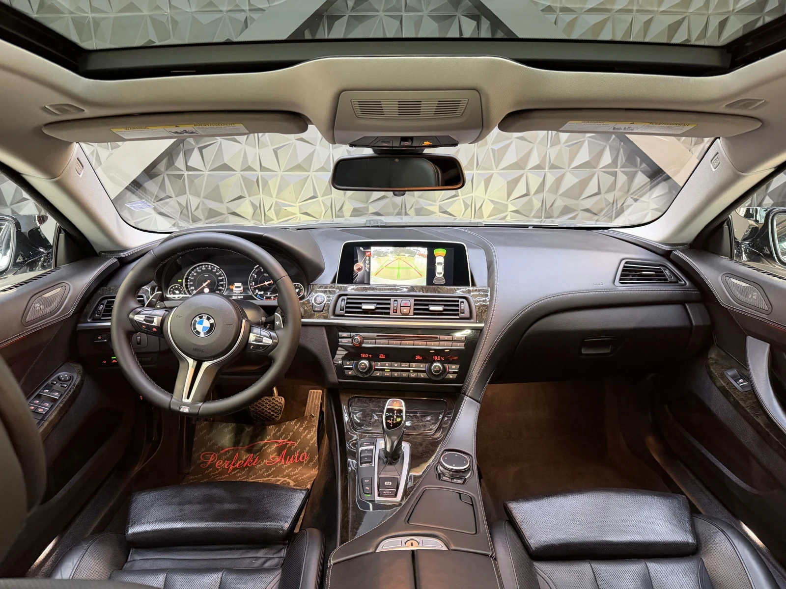 BMW 640 i FULL Ekcmpu* M PACKET* HEAD UP* HARMAN/KARDON* Ш, снимка 6 - Автомобили и джипове - 53965734