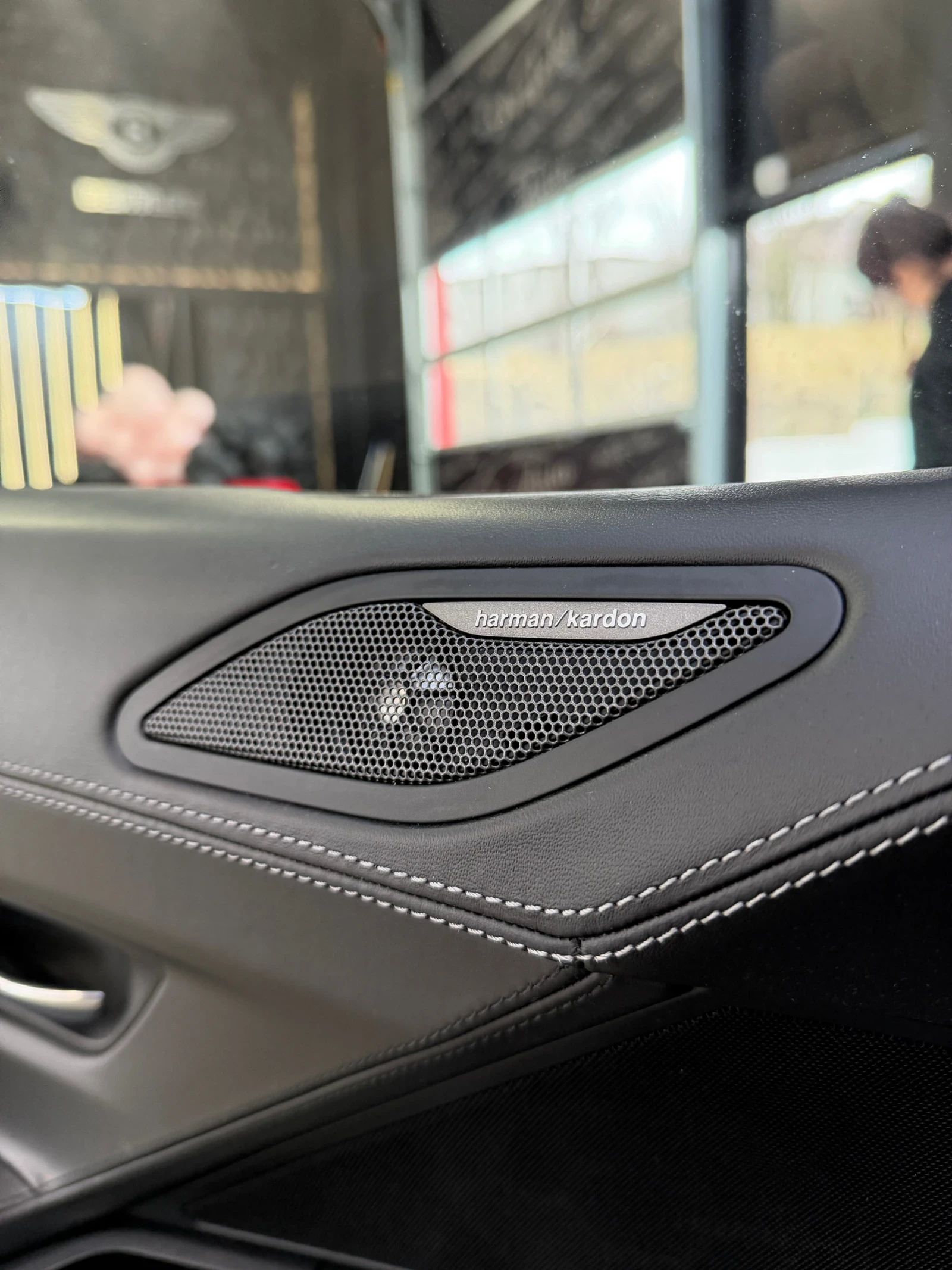 BMW 640 i FULL Ekcmpu* M PACKET* HEAD UP* HARMAN/KARDON* Ш, снимка 13 - Автомобили и джипове - 53965734