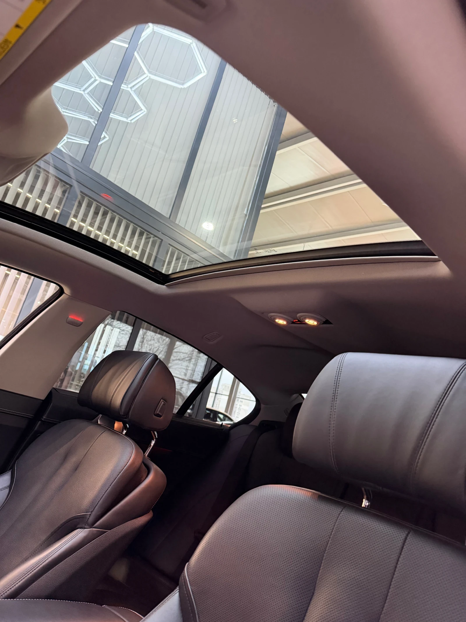 BMW 640 i FULL Ekcmpu* M PACKET* HEAD UP* HARMAN/KARDON* Ш, снимка 15 - Автомобили и джипове - 53965734