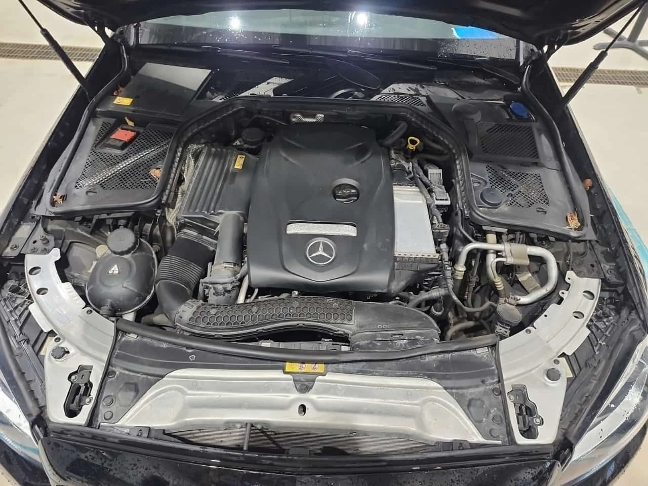 Mercedes-Benz C 300 ��������| 2 �����| CARFAX | Mobile.bg � ����������� 16