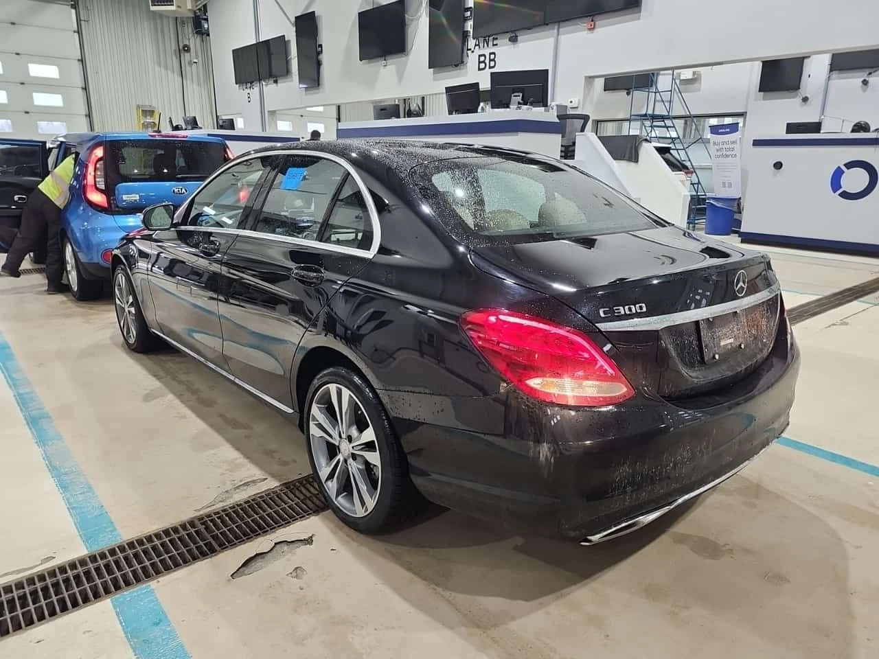 Mercedes-Benz C 300 ��������| 2 �����| CARFAX | Mobile.bg � ����������� 4