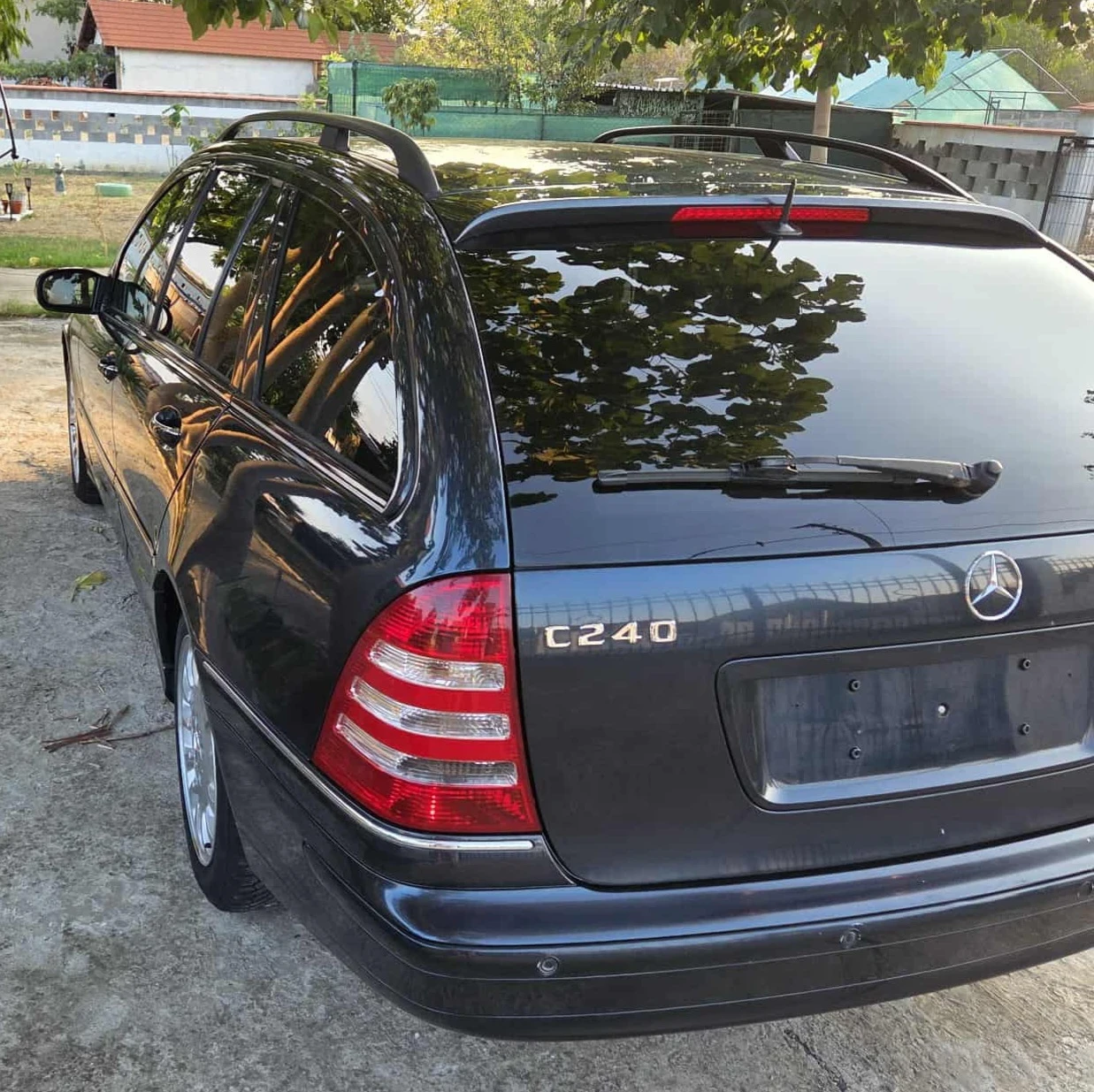 Mercedes-Benz C 240, снимка 4 - Автомобили и джипове - 54151889