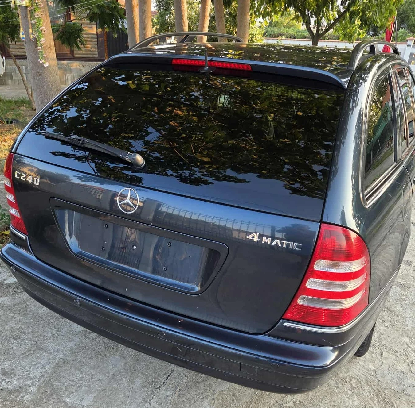 Mercedes-Benz C 240, снимка 5 - Автомобили и джипове - 54151889