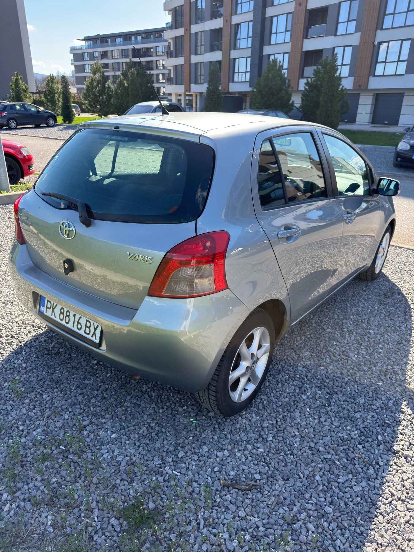Toyota Yaris 1.3 VVT-I Automatic , снимка 6 - Автомобили и джипове - 54248016