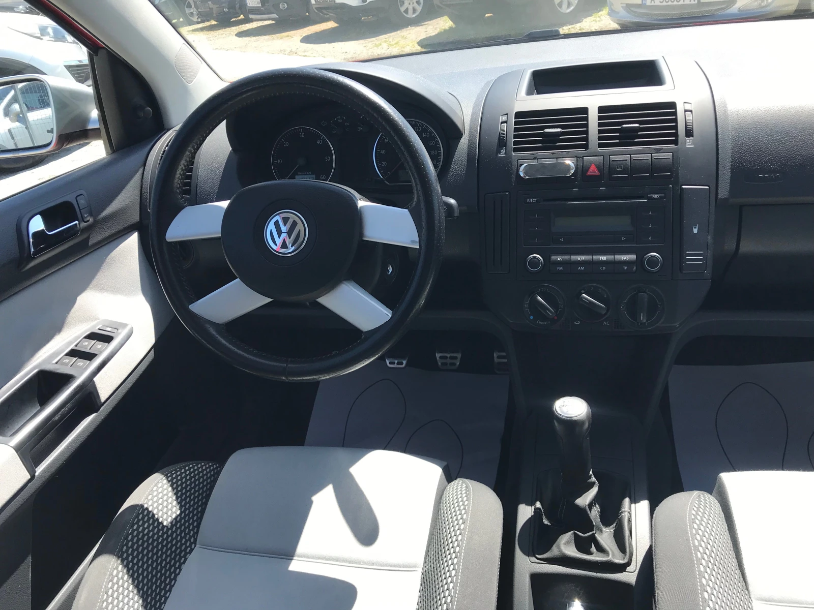 VW Polo CROSS-1.4TDi, снимка 15 - Автомобили и джипове - 54436586