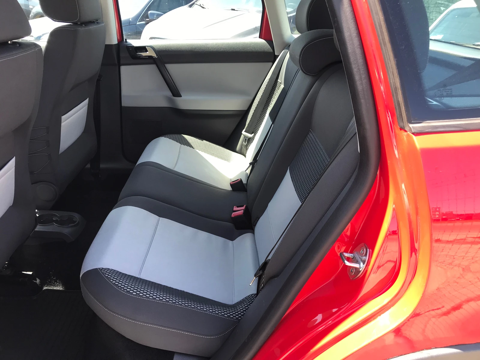 VW Polo CROSS-1.4TDi, снимка 12 - Автомобили и джипове - 54436586