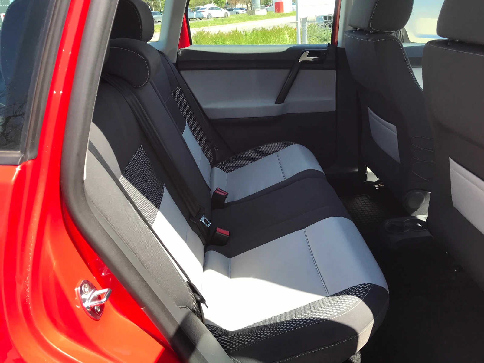 VW Polo CROSS-1.4TDi, снимка 11 - Автомобили и джипове - 54436586