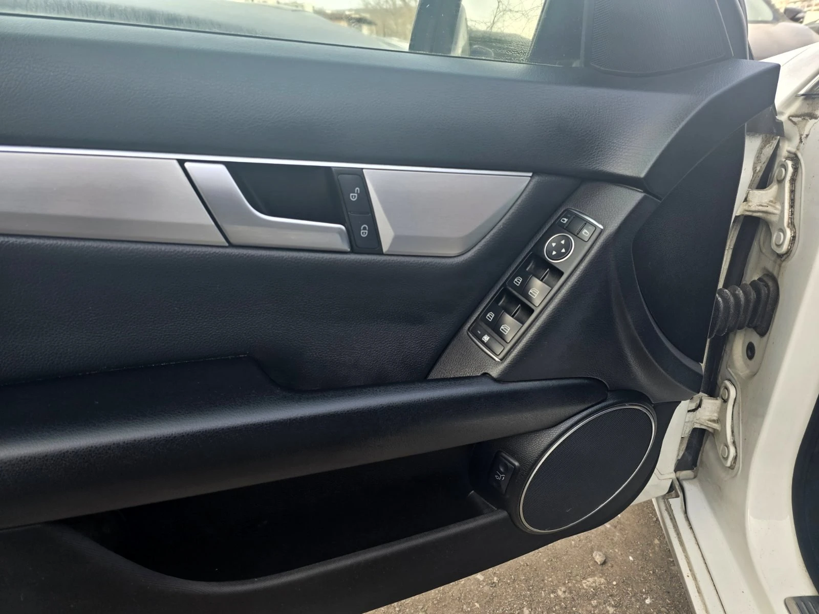 Mercedes-Benz C 220 FACE/AVANGARDE 2.2CDI/170hp, снимка 7 - Автомобили и джипове - 54816824