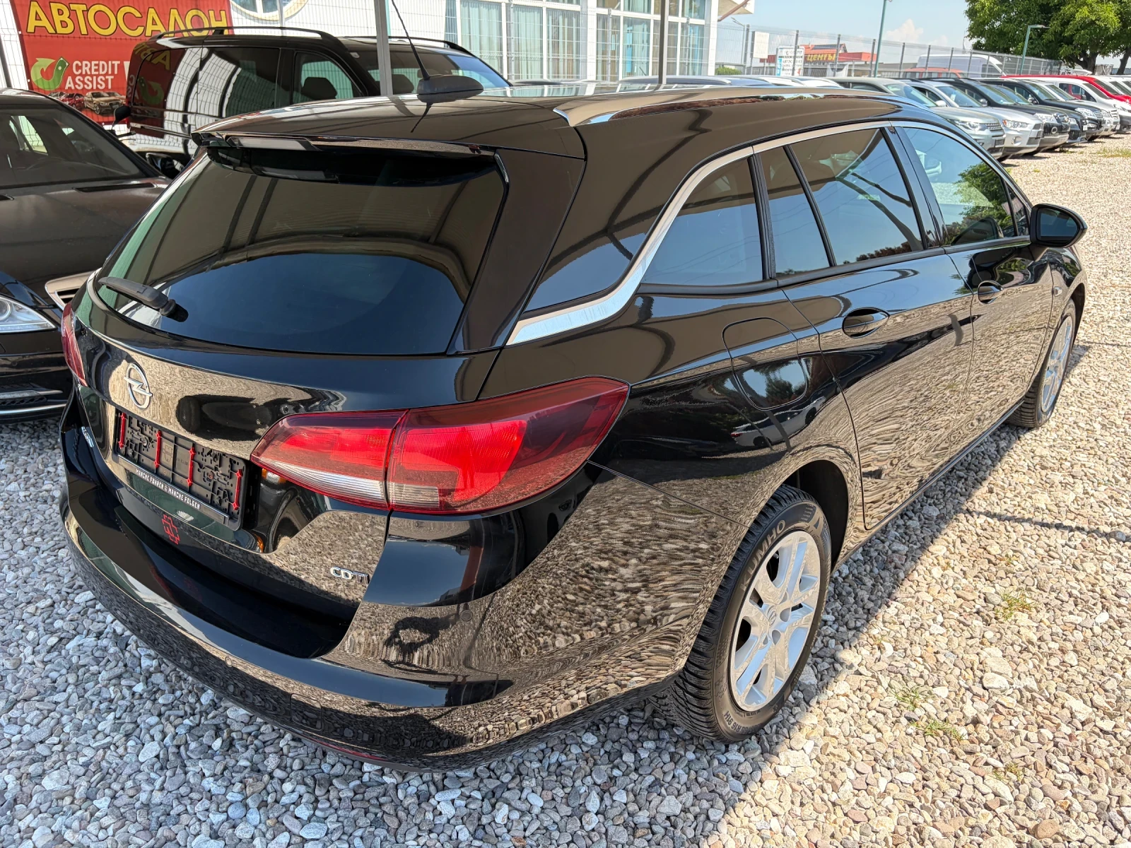 Opel Astra 1.6 D NAVI, снимка 9 - Автомобили и джипове - 54855095