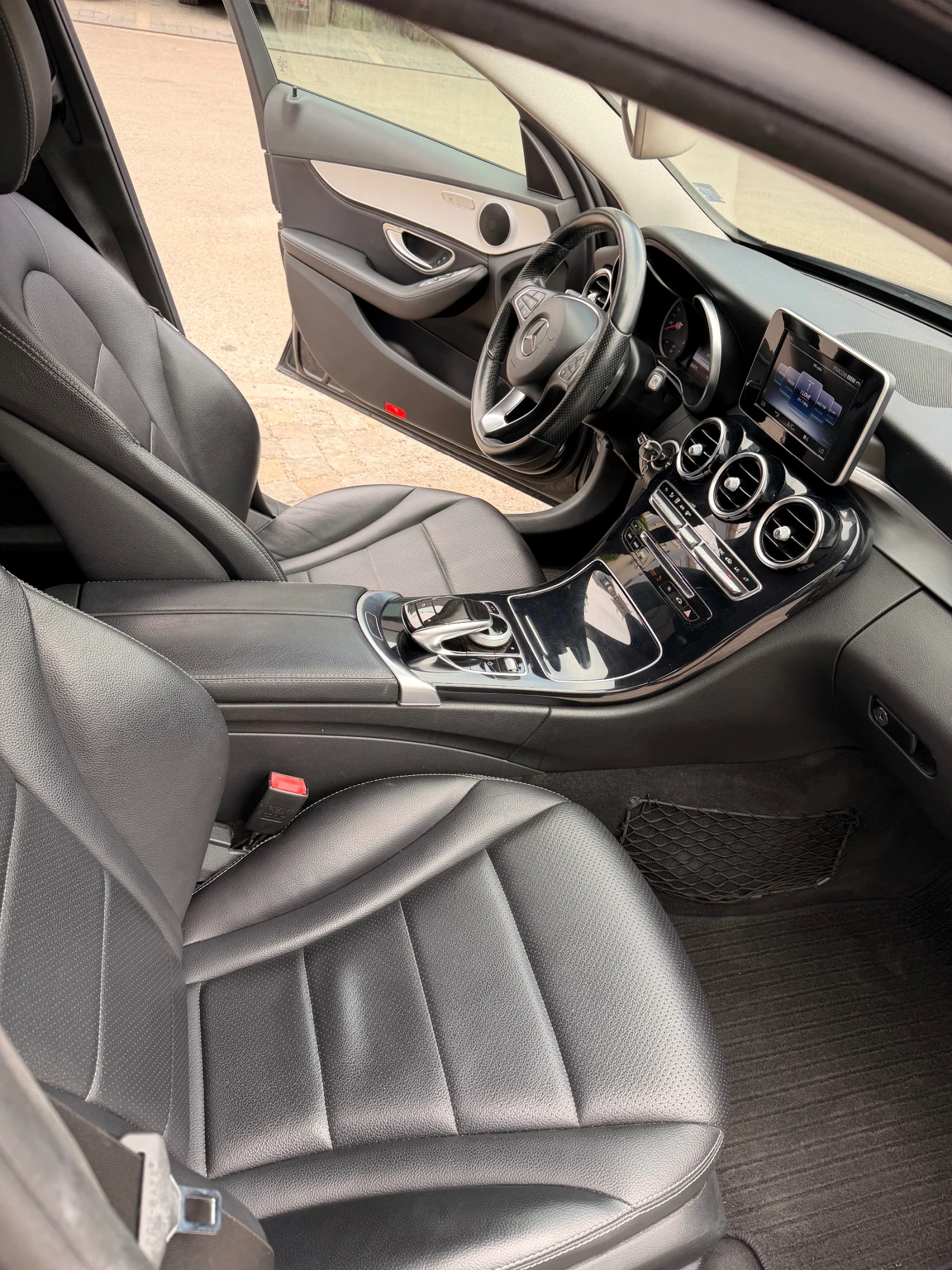 Mercedes-Benz C 200 AdBlue , снимка 14 - Автомобили и джипове - 54874310