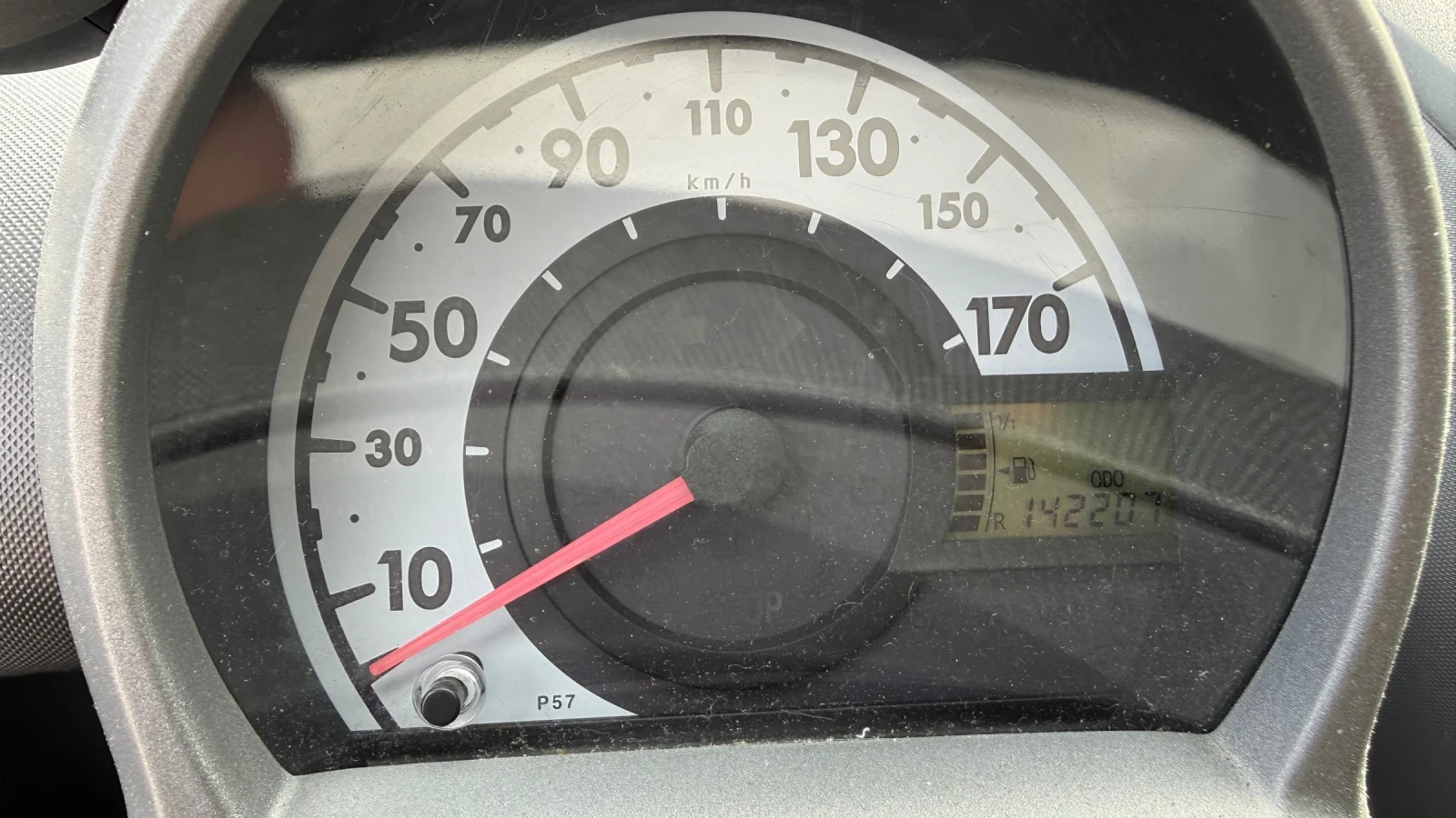 Peugeot 107 1.0i, снимка 8 - Автомобили и джипове - 54904749