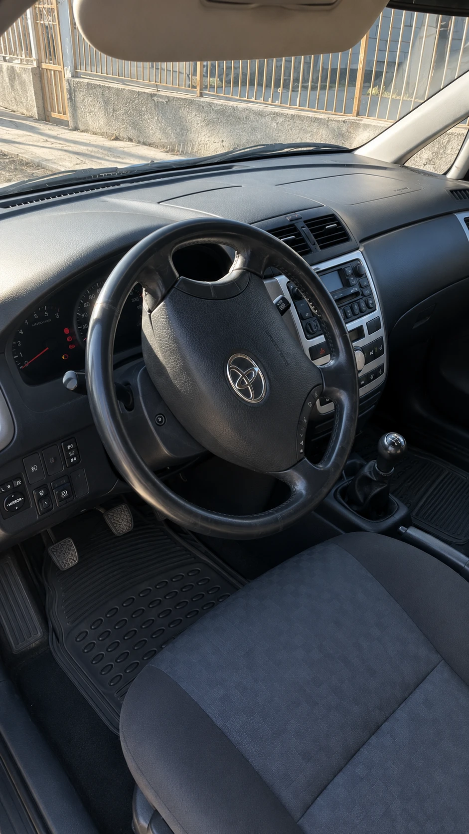 Toyota Avensis verso | Mobile.bg � ����������� 7