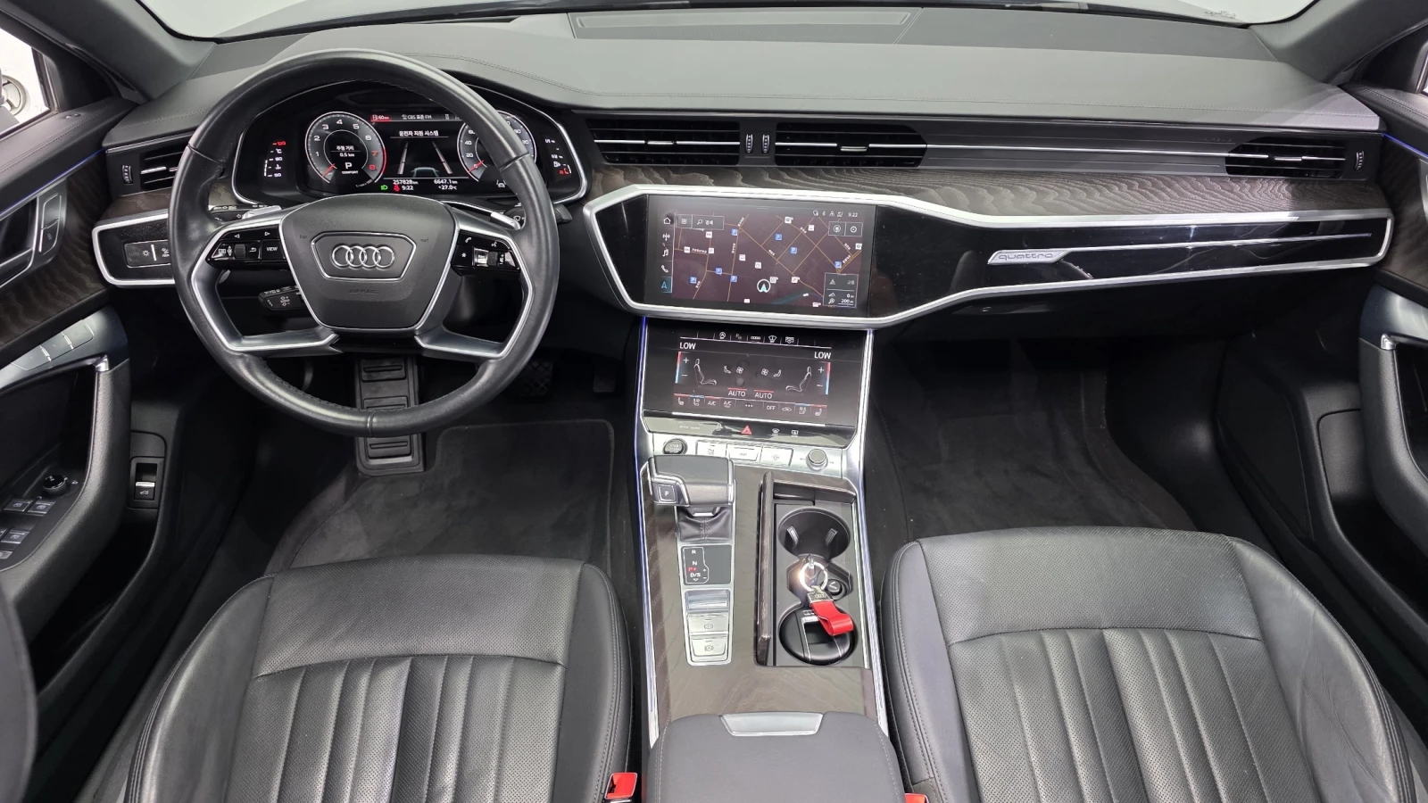 Audi A6 45 * TFSI* Quattro* Premium* Navi* Camera, снимка 8 - Автомобили и джипове - 55322938
