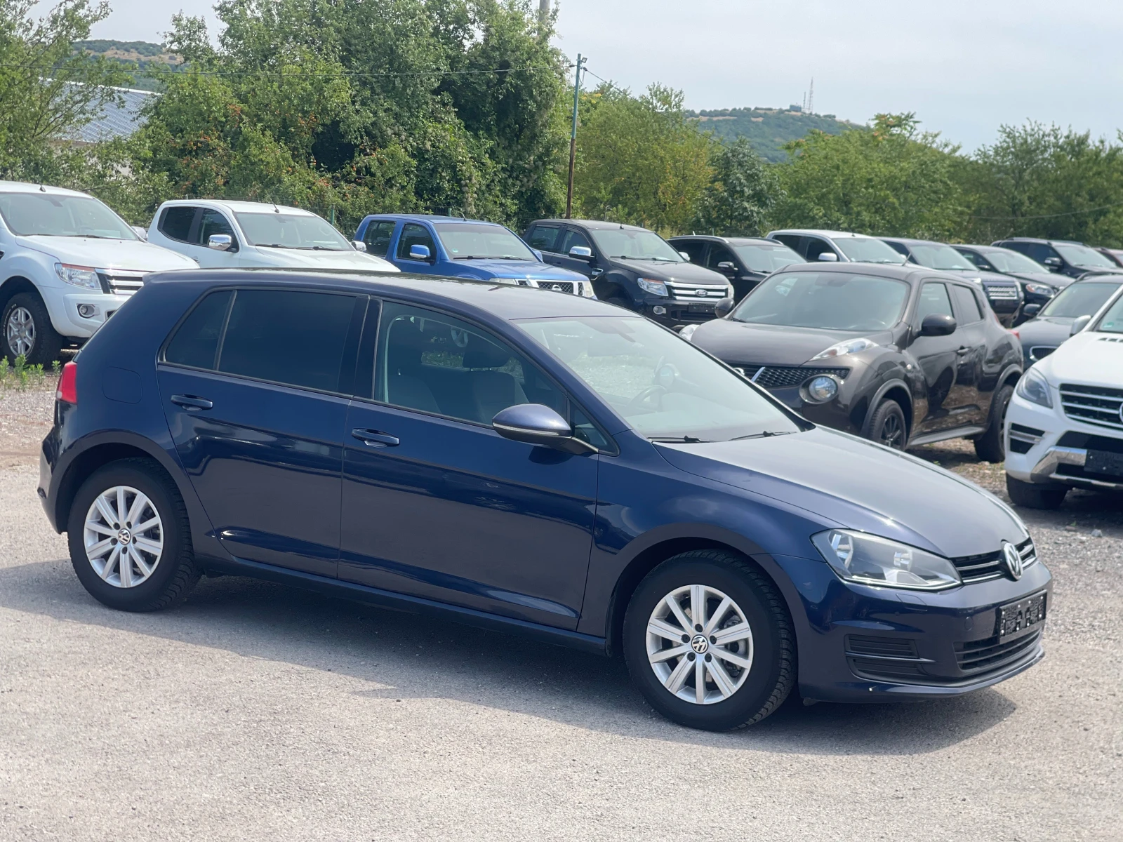 VW Golf 1.6TDi 4Motion, снимка 7 - Автомобили и джипове - 55431840