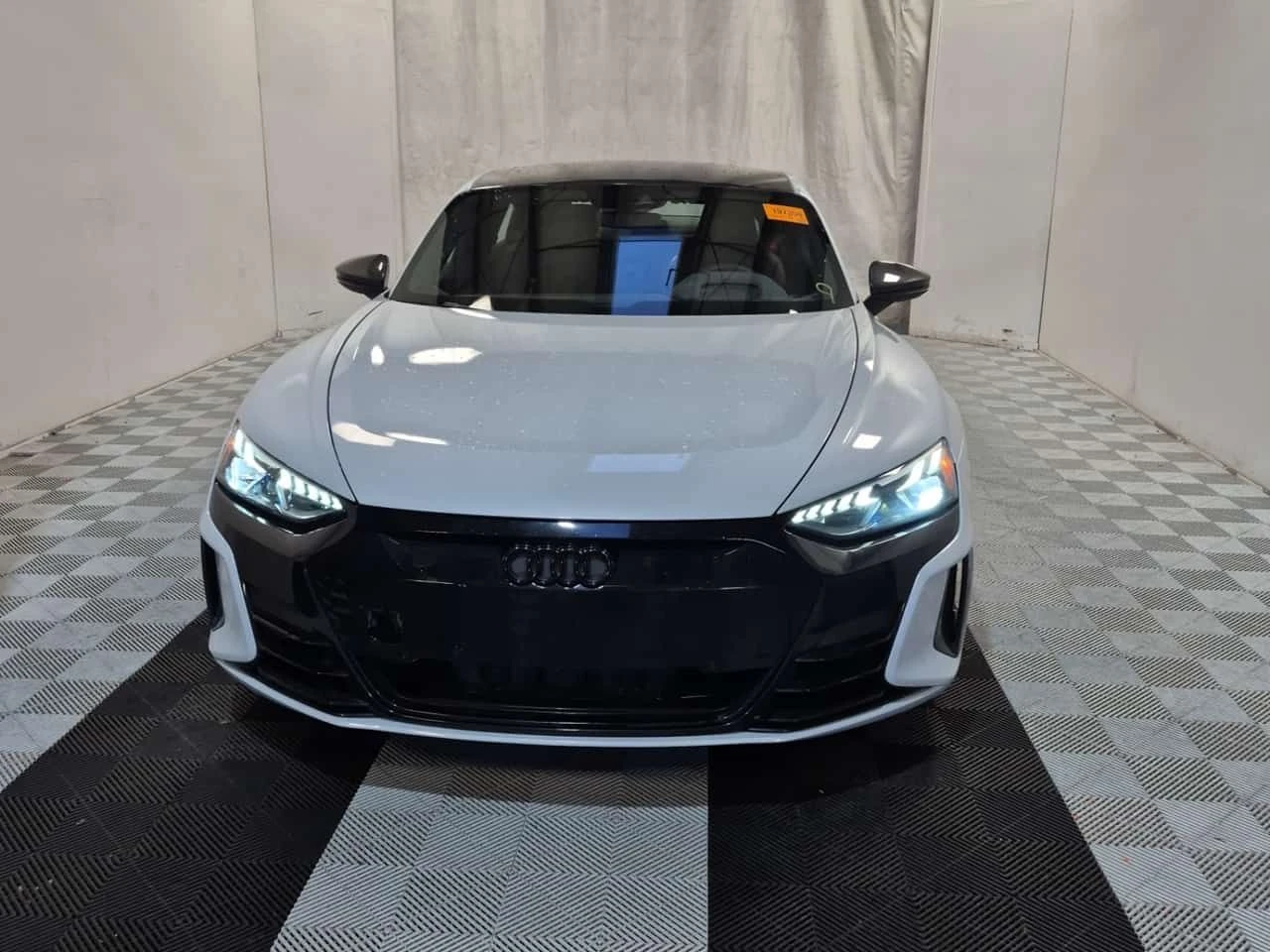 Audi E-Tron GT * QUATTRO * CARFAX * От VW * , снимка 2 - Автомобили и джипове - 55483329