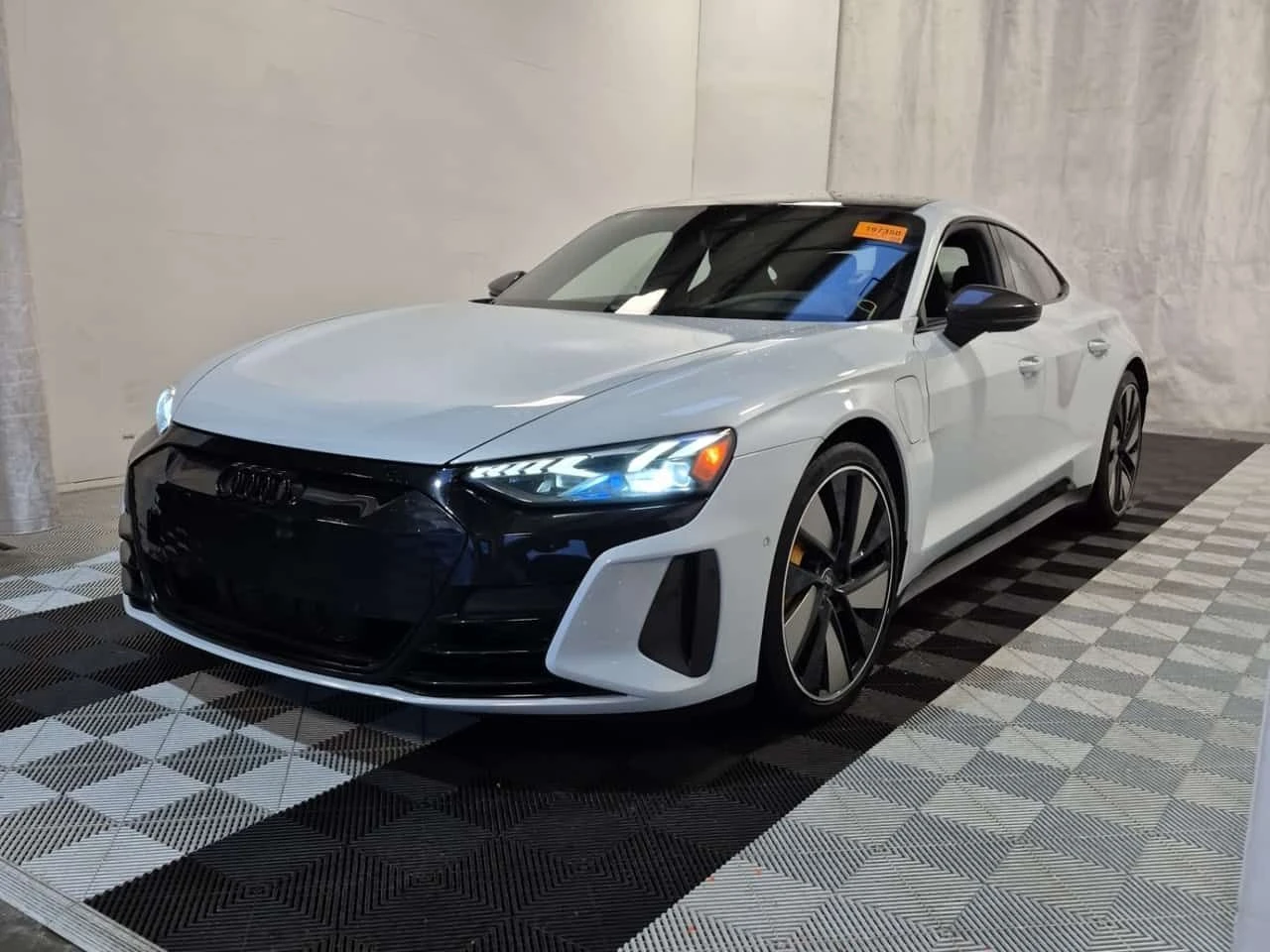 Audi E-Tron GT * QUATTRO * CARFAX * От VW * 
