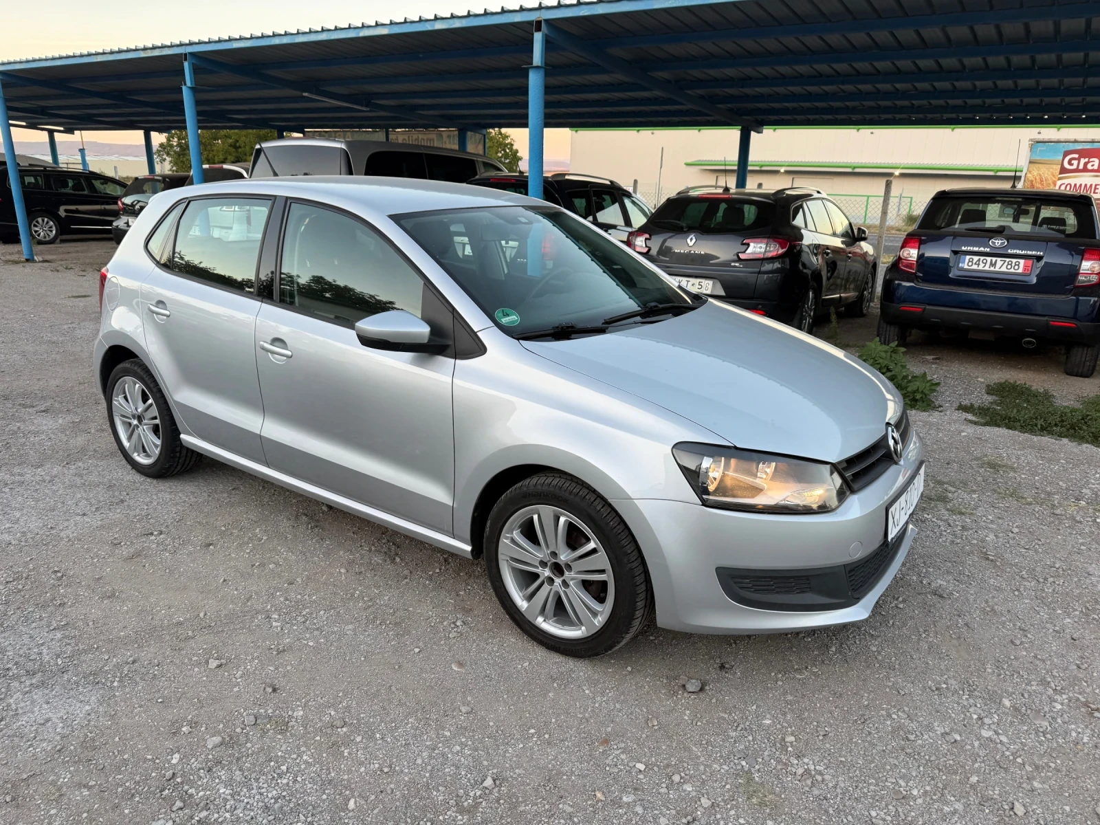 VW Polo 1.6TDI, снимка 2 - Автомобили и джипове - 55994713