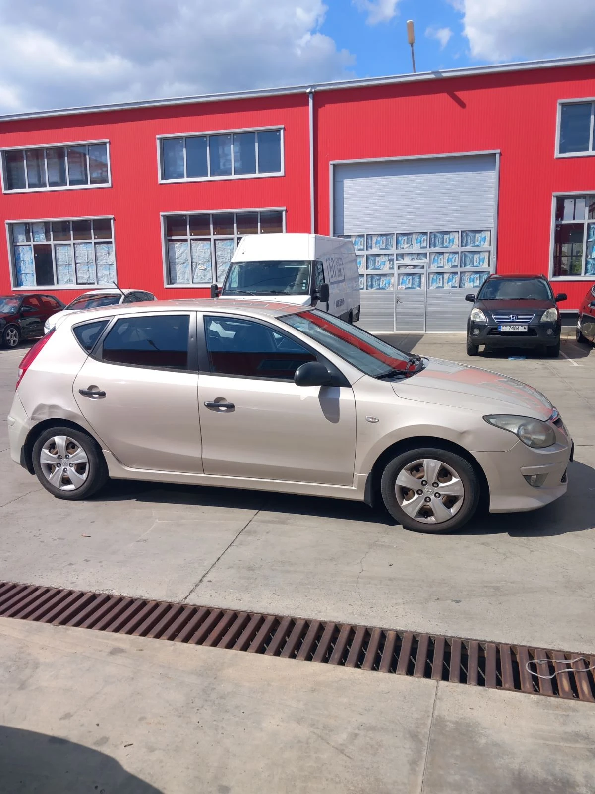 Hyundai I30 1, 4 бензин, снимка 2 - Автомобили и джипове - 56073337