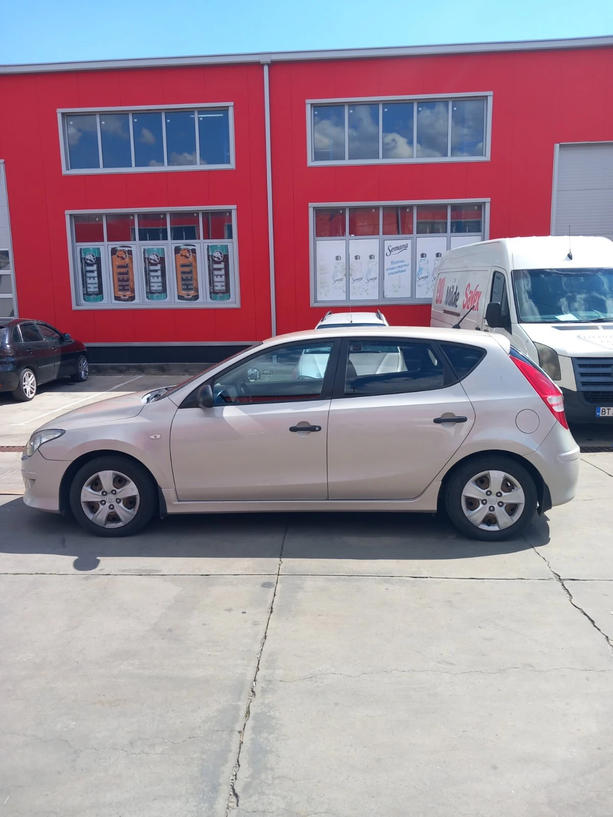 Hyundai I30 1, 4 бензин, снимка 3 - Автомобили и джипове - 56073337