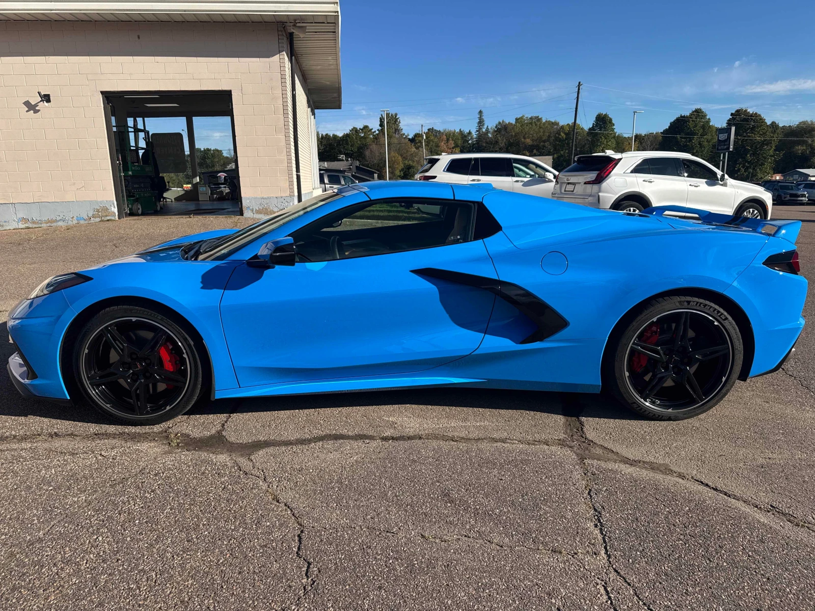 Chevrolet Corvette 2LT* CARFAX* АВТОКРЕДИТ БЕЗ ПЪРВОНАЧАЛНА ВНОСКА* , снимка 2 - Автомобили и джипове - 56155787
