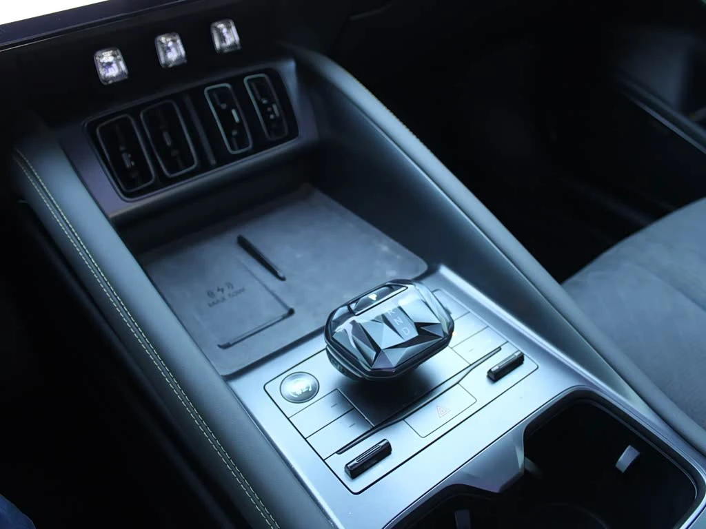 BYD Song L Smart Drive Edition 602km LiDAR 4WD autogeorge.com | Mobile.bg � ����������� 11