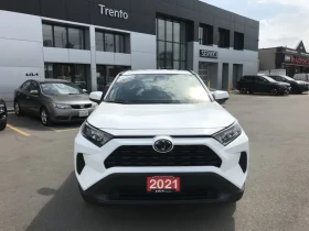 Toyota Rav4 LE AWD Pkg. | No Accidents | Carfax | АВТО КРЕДИТ, снимка 3