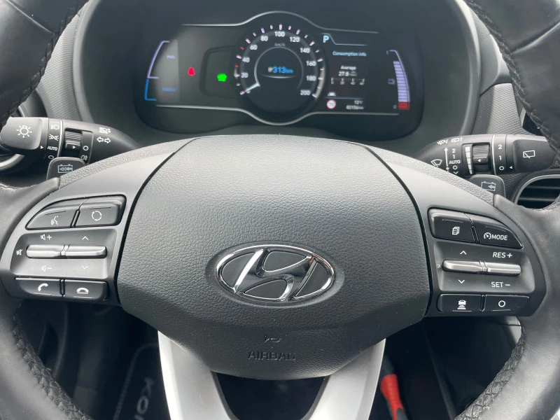 Hyundai Kona 64kWh+ Head Up+ Krell+ Blue Drive+ Термопомпа, снимка 12 - Автомобили и джипове - 42697571