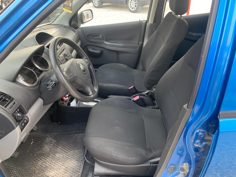 Suzuki Ignis 1.5i автомат, снимка 10 - Автомобили и джипове - 49195151