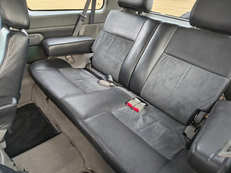 SsangYong Korando 3.2i 220k.c., снимка 13 - Автомобили и джипове - 52494543