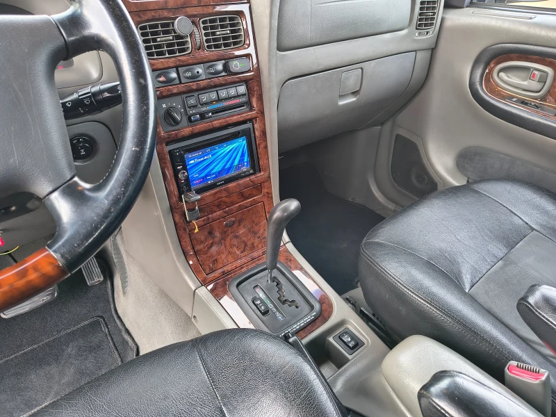 SsangYong Korando 3.2i 220k.c., снимка 8 - Автомобили и джипове - 52494543