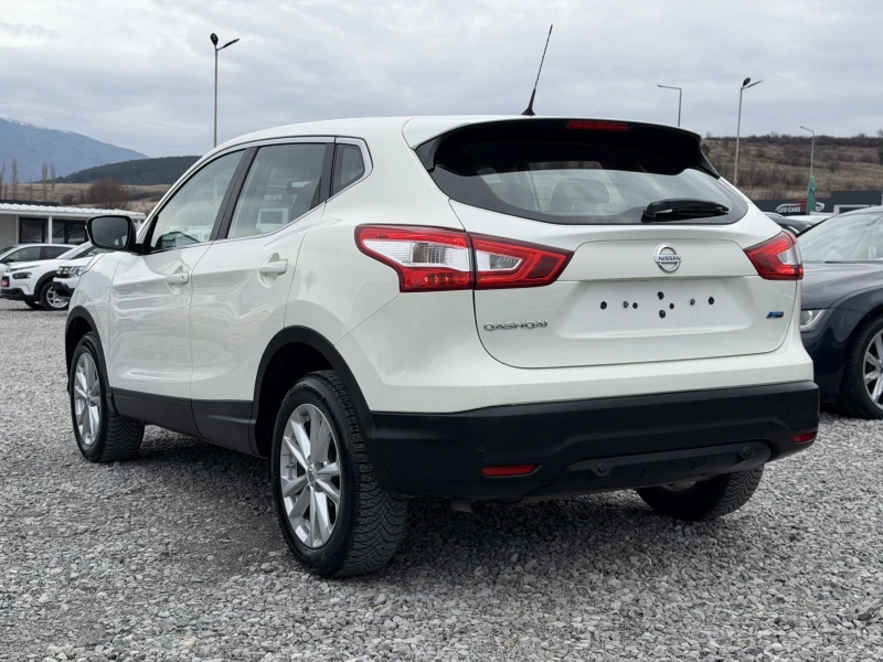 Nissan Qashqai 1.5dCi E6B, снимка 4 - Автомобили и джипове - 53466732