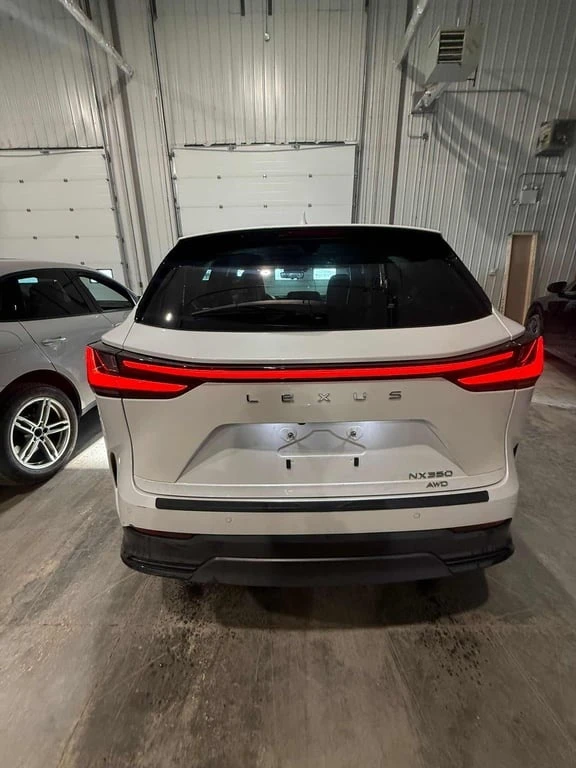 Lexus NX * 350 * CARFAX * БЕЗ ПЪРВОНАЧАЛНА ВНОСКА, снимка 4 - Автомобили и джипове - 53153946