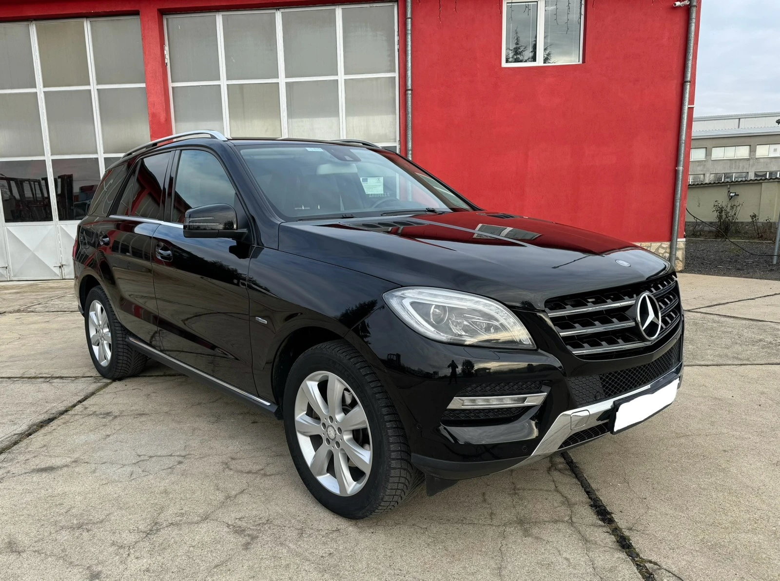 Mercedes-Benz ML 350 BLUETEC 4MATIC - изображение 2