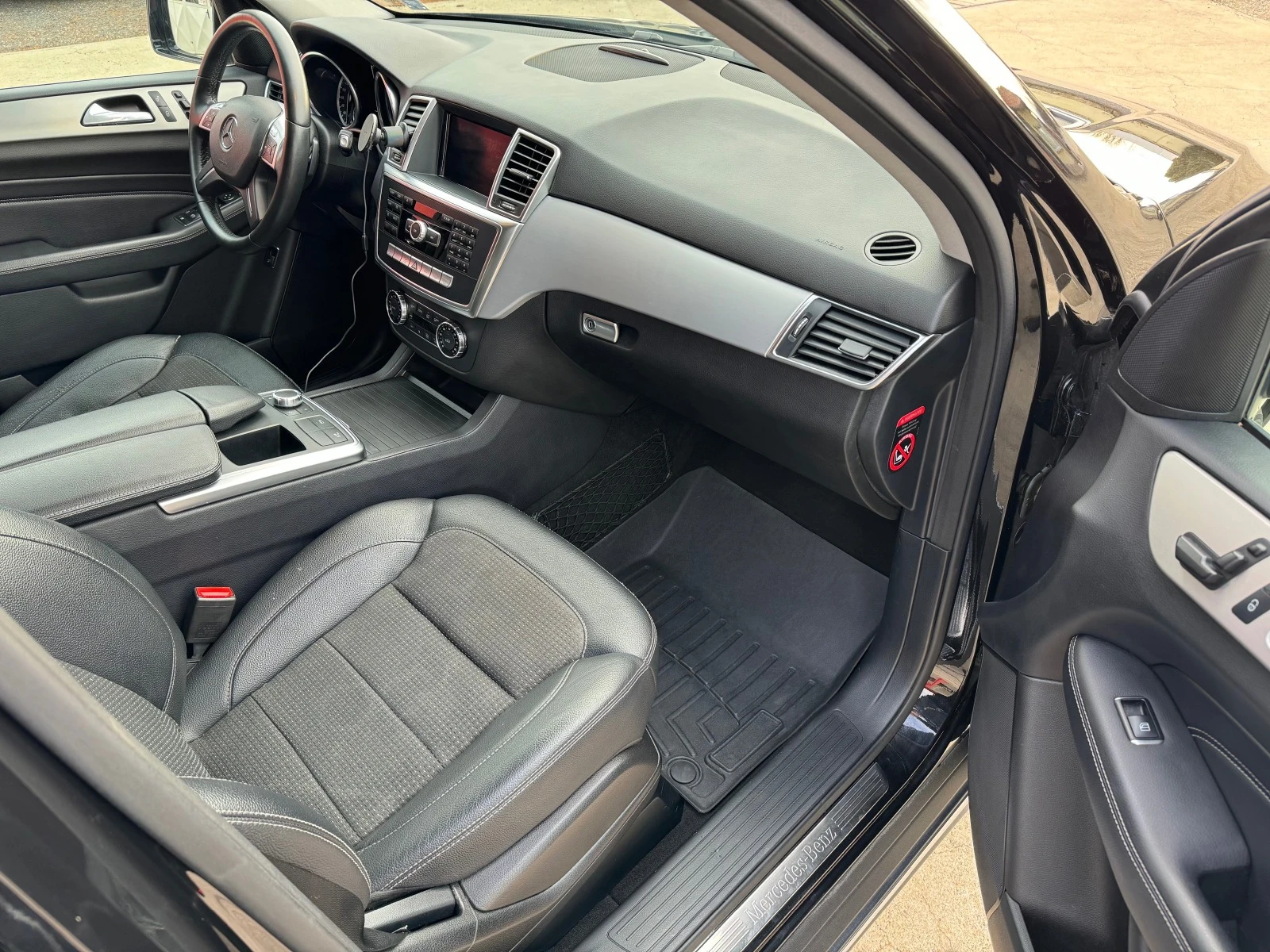 Mercedes-Benz ML 350 BLUETEC 4MATIC - изображение 9