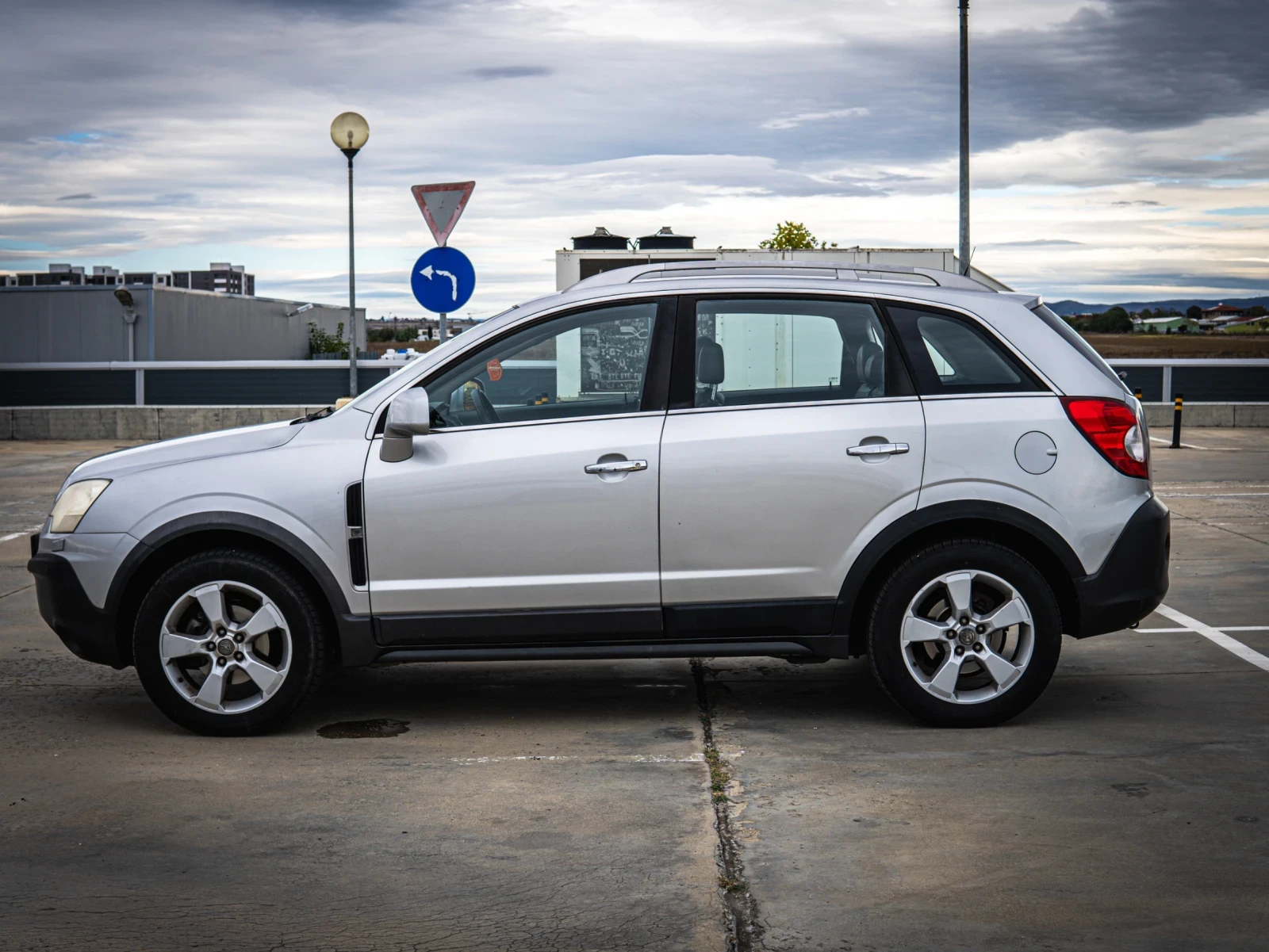 Opel Antara 2.0 CDTI 4X4 - изображение 3