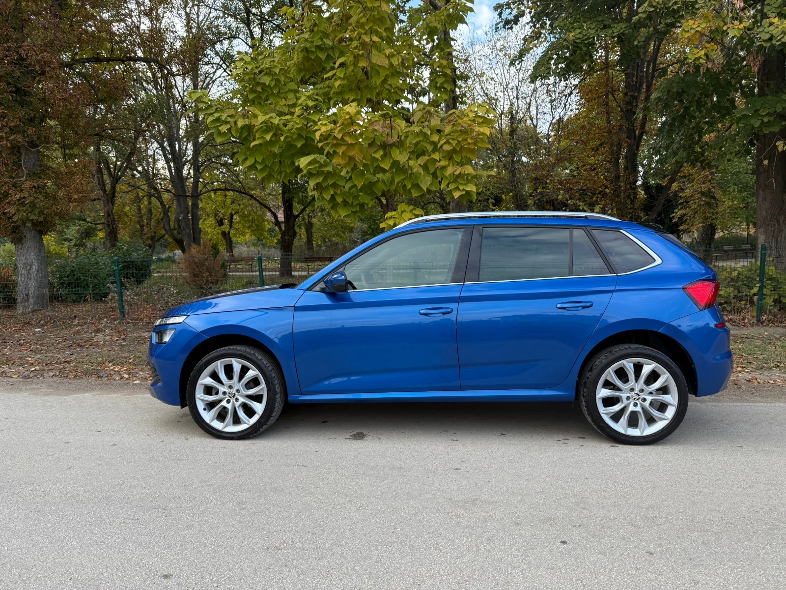 Skoda Kamiq 1.0i* 110hp* CARPLAY* SPORTSEATS* DIGYTAL* 27000km - изображение 7