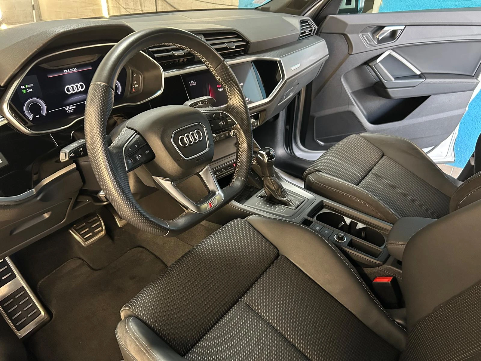 Audi Q3 SPORTBACK E-TRON - изображение 7