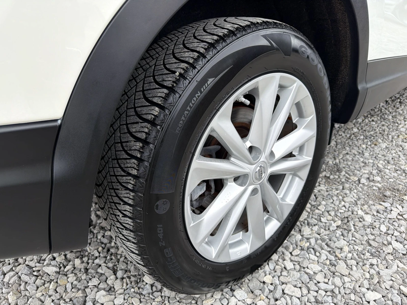 Nissan Qashqai 1.5dCi E6B | Mobile.bg � ����������� 12