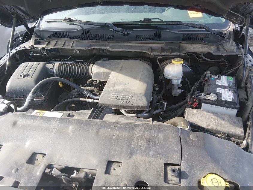 Dodge RAM 1500 3.6l Big Horn 4X4 6'4 Box - изображение 10