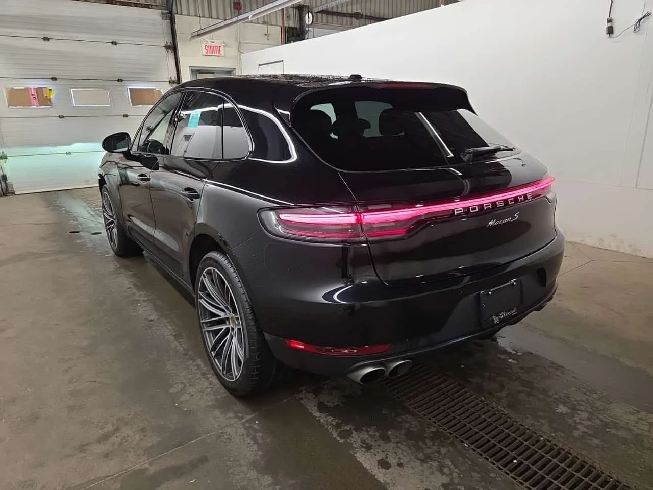 Porsche Macan * S * CARFAX * БЕЗ ПЪРВОНАЧАЛНА ВНОСКА, снимка 4 - Автомобили и джипове - 54847844