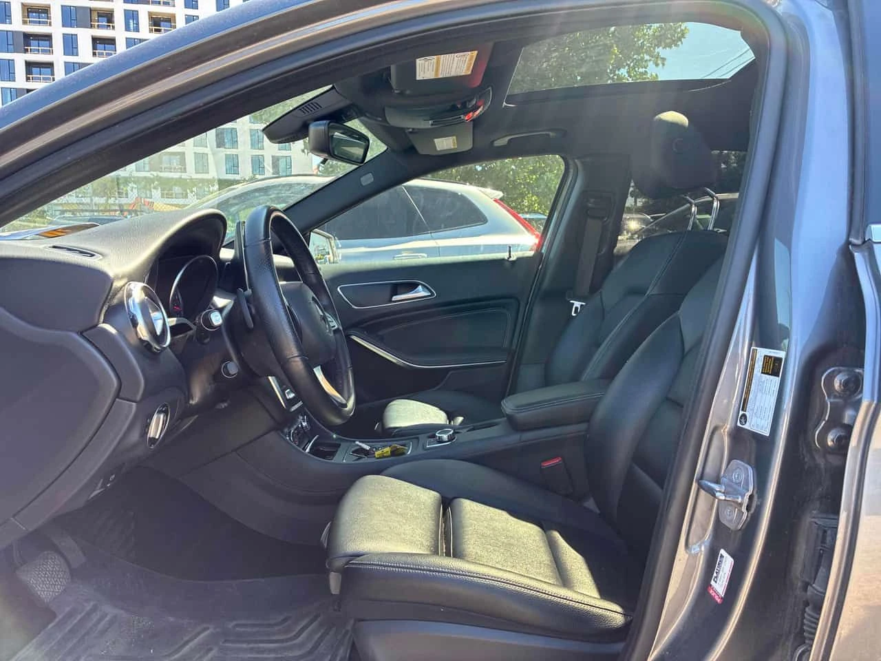 Mercedes-Benz GLA * 250* АВТОКРЕДИТ БЕЗ ПЪРВОНАЧАЛНА ВНОСКА* , снимка 13 - Автомобили и джипове - 54937135