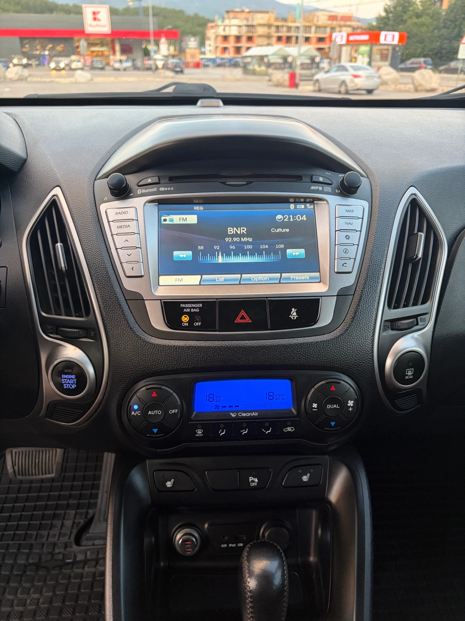 Hyundai IX35 184к.с CRDi; АВТОМАТ; РЕГИСТИРАНА ; ОБСЛУЖЕН;, снимка 12 - Автомобили и джипове - 54983003