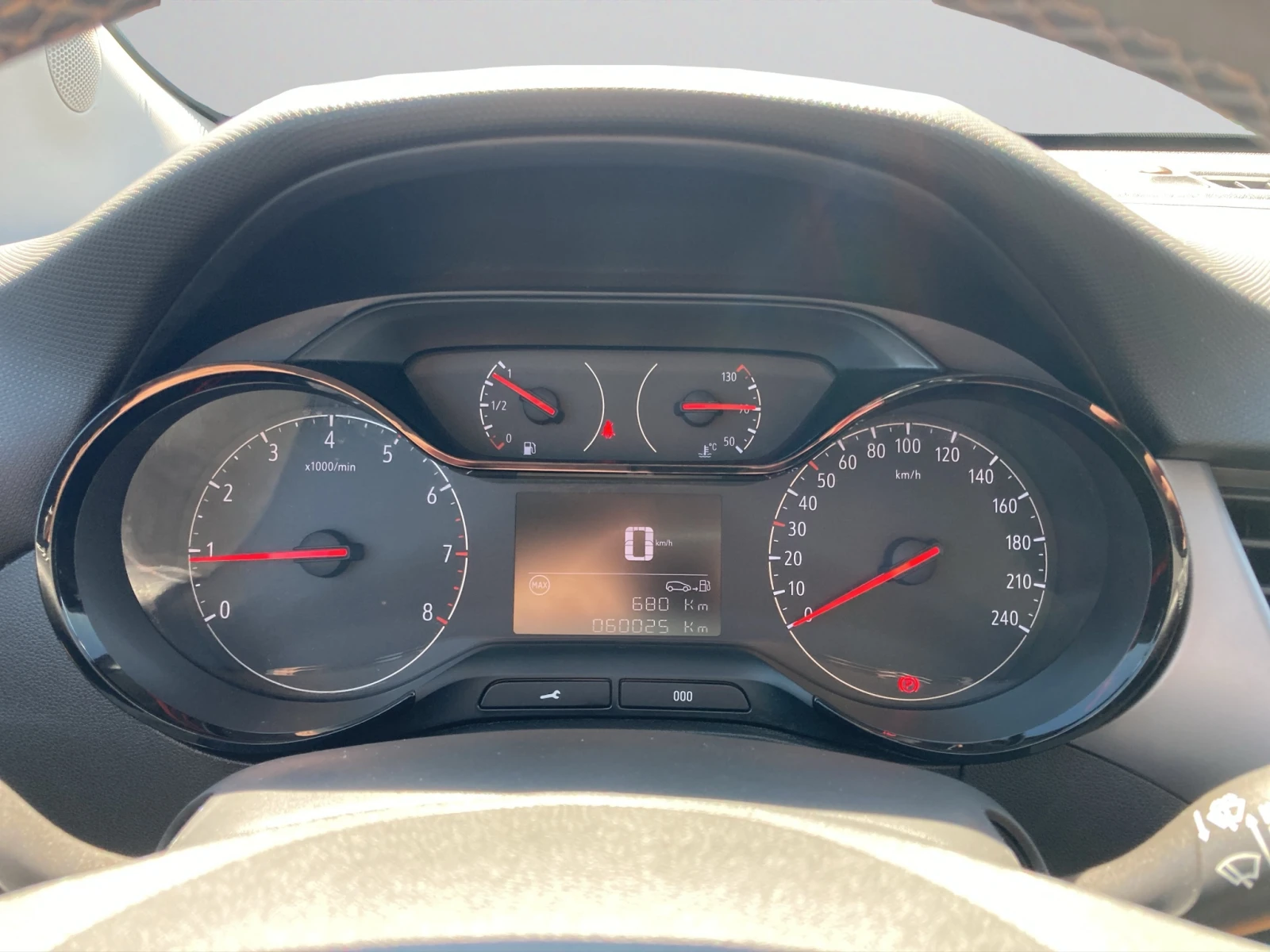 Opel Crossland X Edition 1.2 бензин (81kW/110 к.с.) MT6 MY22, снимка 14 - Автомобили и джипове - 55691657