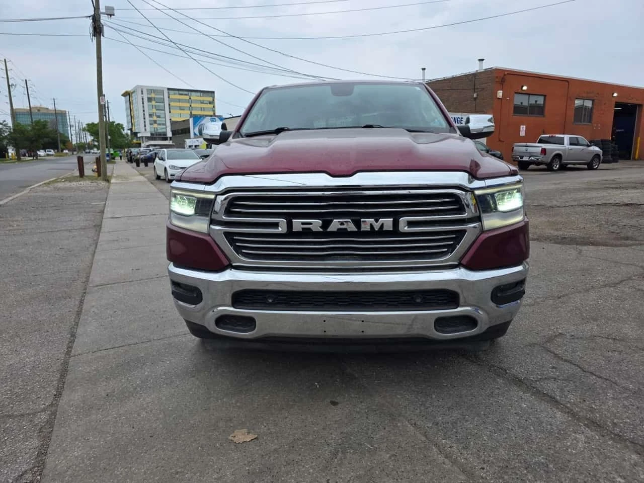 Dodge RAM 1500 * Laramie * CARFAX * ОПЦИЯ ЗА ФИНАНСИРАНЕ * , снимка 6 - Автомобили и джипове - 56163175