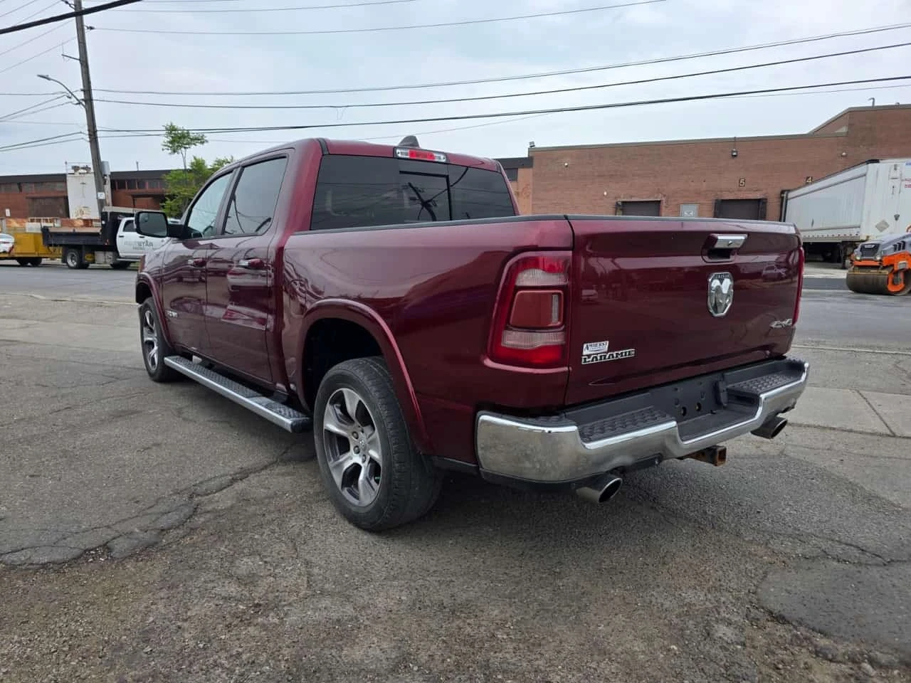 Dodge RAM 1500 * Laramie * CARFAX * ОПЦИЯ ЗА ФИНАНСИРАНЕ * , снимка 14 - Автомобили и джипове - 56163175